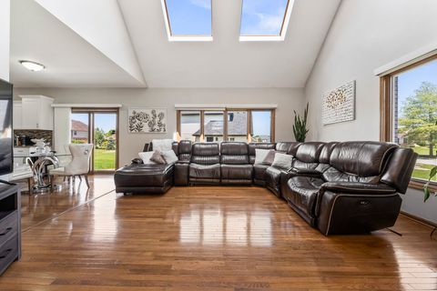 Tiny photo for 3823 Ballantrae Way, Flossmoor, IL 60422 (MLS # 12644565)