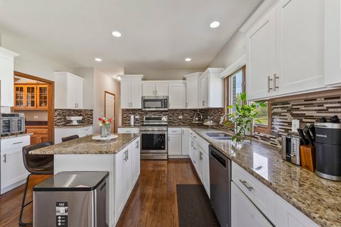 Tiny photo for 3823 Ballantrae Way, Flossmoor, IL 60422 (MLS # 12644565)
