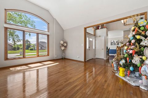 Tiny photo for 3823 Ballantrae Way, Flossmoor, IL 60422 (MLS # 12644565)