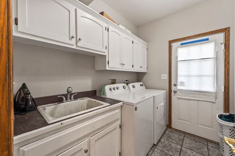 Tiny photo for 3823 Ballantrae Way, Flossmoor, IL 60422 (MLS # 12644565)