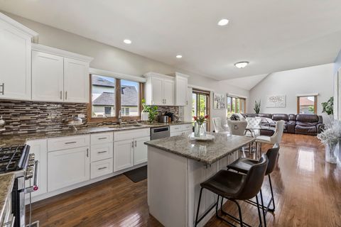 Tiny photo for 3823 Ballantrae Way, Flossmoor, IL 60422 (MLS # 12644565)