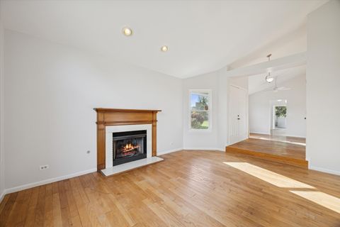 Tiny photo for 8032 Wildwood Lane, Darien, IL 60561 (MLS # 12492568)