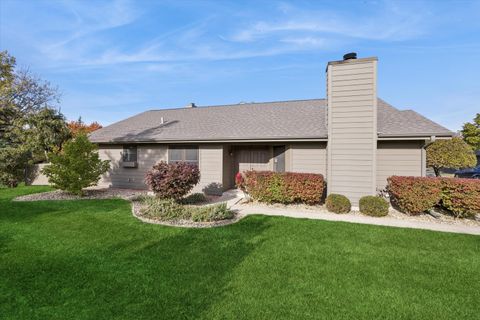 Tiny photo for 8032 Wildwood Lane, Darien, IL 60561 (MLS # 12492568)