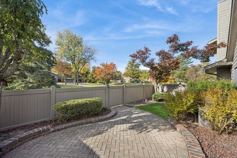Tiny photo for 8032 Wildwood Lane, Darien, IL 60561 (MLS # 12492568)