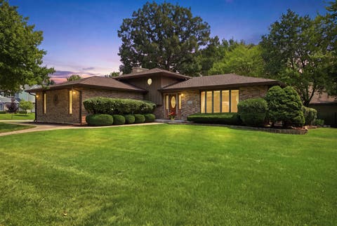 Tiny photo for 800 Ravinia Drive, Shorewood, IL 60404 (MLS # 12737924)