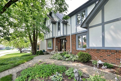 Tiny photo for 27W168 Chartwell Drive, Winfield, IL 60190 (MLS # 12727171)