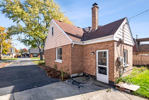 Tiny photo for 10930 Mcvicker Avenue, Chicago Ridge, IL 60415 (MLS # 12796683)