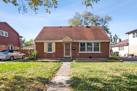 Photo of 10930 Mcvicker Avenue, Chicago Ridge, IL 60415 (MLS # 12796683)