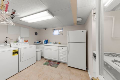 Tiny photo for 370 N Oak Street, Elmhurst, IL 60126 (MLS # 12583125)