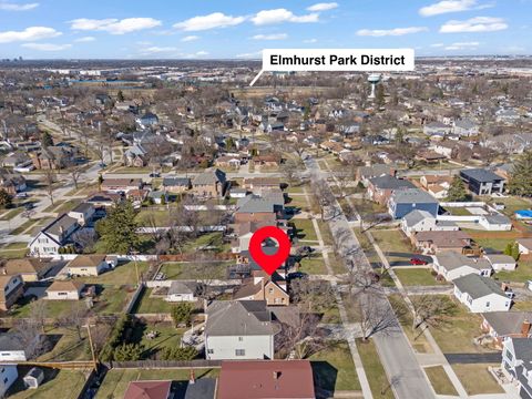 Tiny photo for 370 N Oak Street, Elmhurst, IL 60126 (MLS # 12583125)