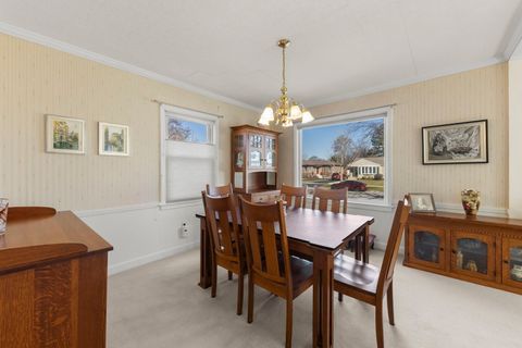 Tiny photo for 370 N Oak Street, Elmhurst, IL 60126 (MLS # 12583125)