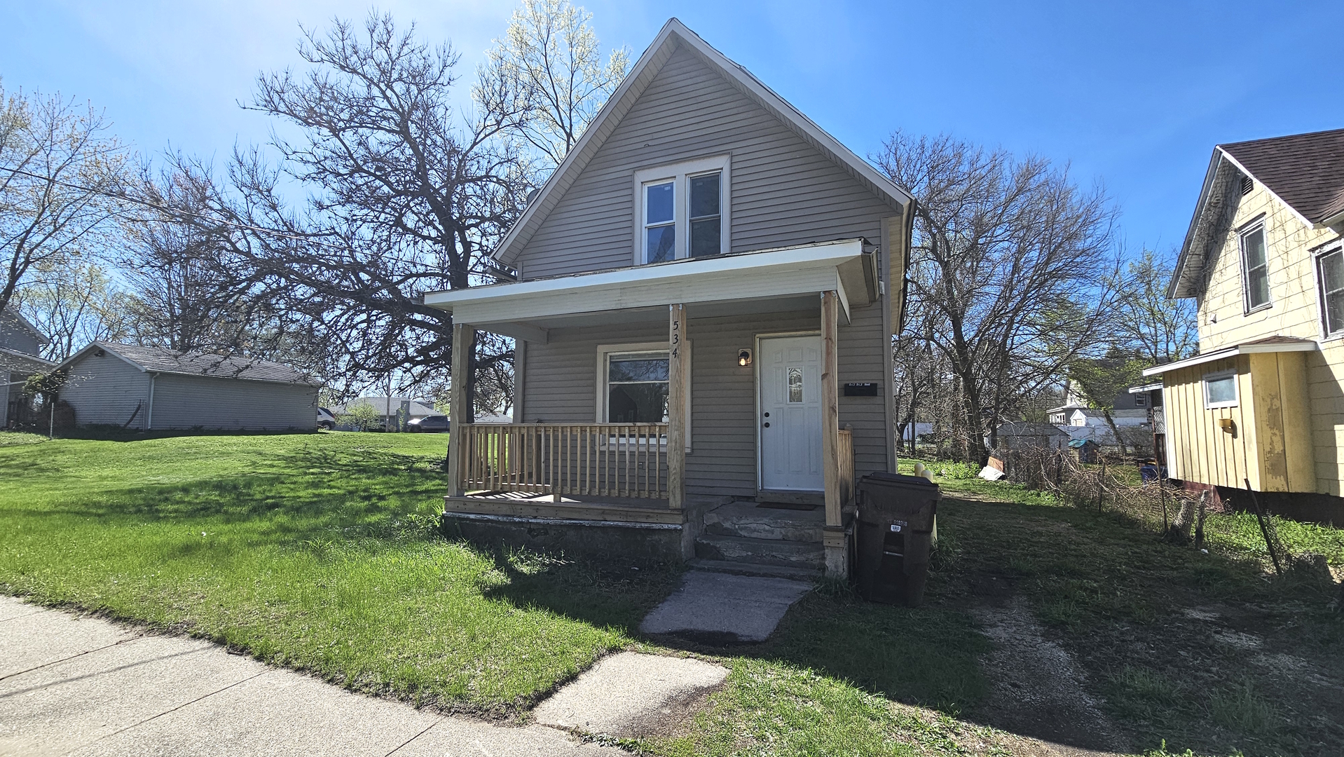 534 Center Street
