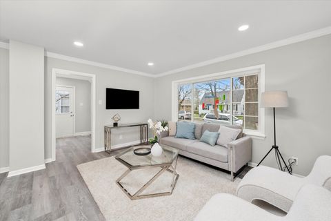 Tiny photo for 1016 RICHMOND Street, Joliet, IL 60435 (MLS # 12548250)