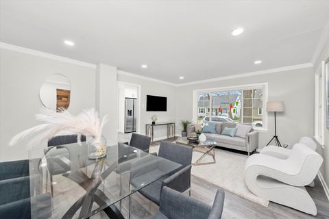 Tiny photo for 1016 RICHMOND Street, Joliet, IL 60435 (MLS # 12548250)