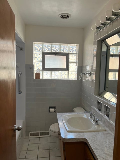Tiny photo for 2316 W 80th Place S, Chicago, IL 60620 (MLS # 12729722)