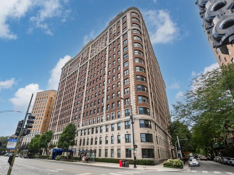 Photo of 3750 N LAKE SHORE Drive #6B, Chicago, IL 60613 (MLS # 12470285)