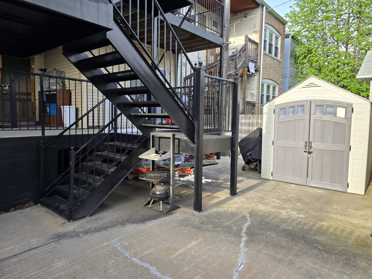 2629 W Winnemac Avenue