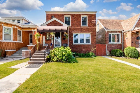 Photo of 6510 S kedvale Avenue, Chicago, IL 60629 (MLS # 12760837)