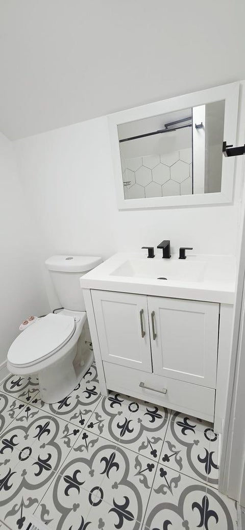 Tiny photo for 7000 W 71ST Place, Chicago, IL 60638 (MLS # 12741258)