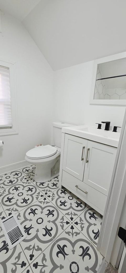 Tiny photo for 7000 W 71ST Place, Chicago, IL 60638 (MLS # 12741258)