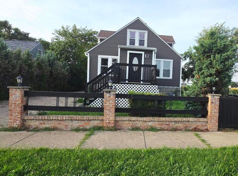 Tiny photo for 7000 W 71ST Place, Chicago, IL 60638 (MLS # 12741258)