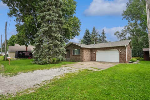 Tiny photo for 315 S Juniata Street, Blue Grass, IA 52726 (MLS # 12729235)