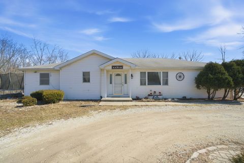 Photo of 24325 S Meadowood Road, Crete, IL 60417 (MLS # 12572720)