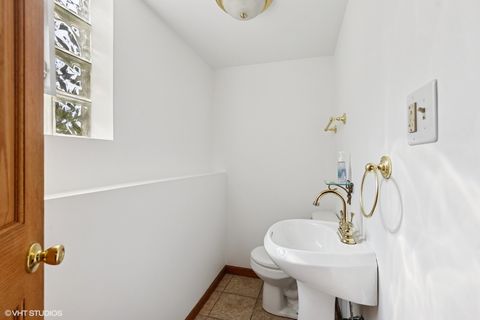 Tiny photo for 1711 W Woodland Avenue, Addison, IL 60101 (MLS # 12436870)