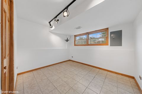 Tiny photo for 1711 W Woodland Avenue, Addison, IL 60101 (MLS # 12436870)