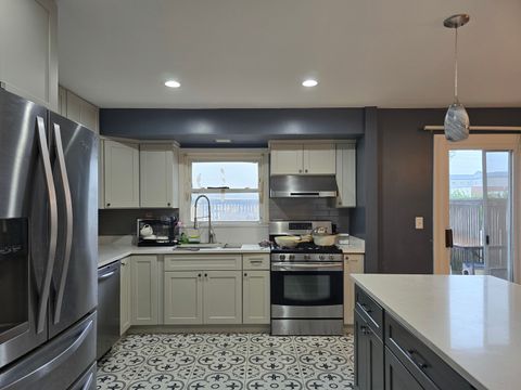 Tiny photo for 1469 William Clifford Lane, Elk Grove Village, IL 60007 (MLS # 12631775)