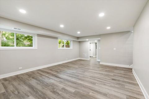 Tiny photo for 412 Redwood Lane, Schaumburg, IL 60193 (MLS # 12481539)