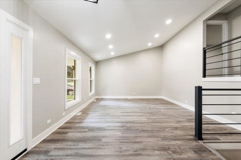 Tiny photo for 412 Redwood Lane, Schaumburg, IL 60193 (MLS # 12481539)