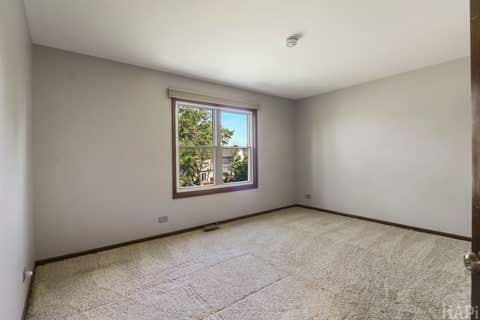 Tiny photo for 470 Highland Grove Drive, Buffalo Grove, IL 60089 (MLS # 12675879)