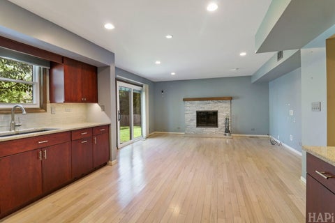 Tiny photo for 470 Highland Grove Drive, Buffalo Grove, IL 60089 (MLS # 12675879)