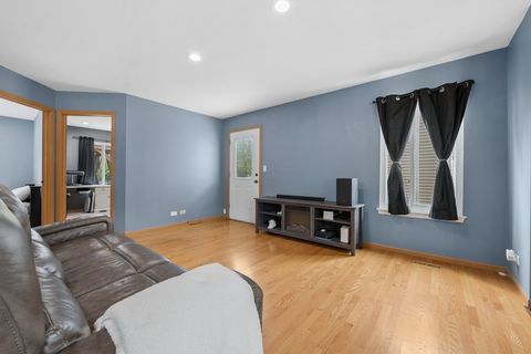 Tiny photo for 2099 Kathleen Circle, Montgomery, IL 60538 (MLS # 12651326)
