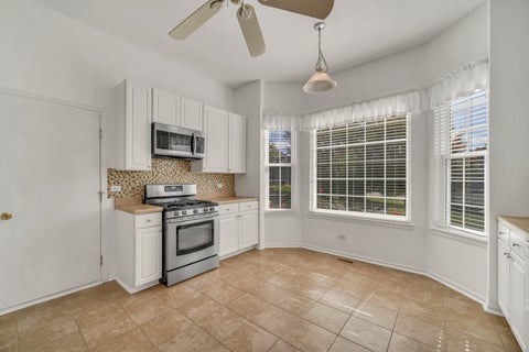 Tiny photo for 34734 N Lakeside Drive #34734, Ingleside, IL 60041 (MLS # 12778366)