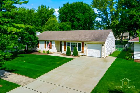 1825 N Kaspar Avenue, Arlington Heights, IL 60004 - #: 12467155