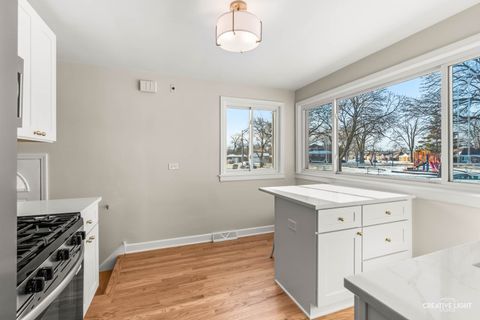 Tiny photo for 253 Park Court, Bellwood, IL 60104 (MLS # 12554286)