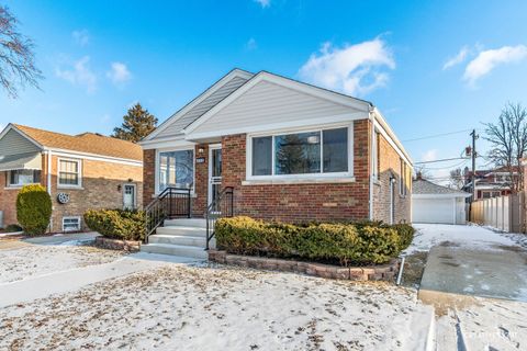 Tiny photo for 253 Park Court, Bellwood, IL 60104 (MLS # 12554286)