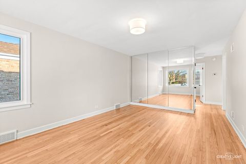 Tiny photo for 253 Park Court, Bellwood, IL 60104 (MLS # 12554286)