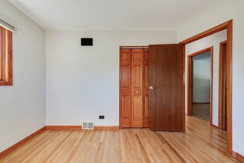 Tiny photo for 1N274 Woods Avenue, Carol Stream, IL 60188 (MLS # 12521348)