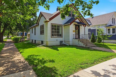 Tiny photo for 312 S Blaine Avenue, Bradley, IL 60915 (MLS # 12691867)