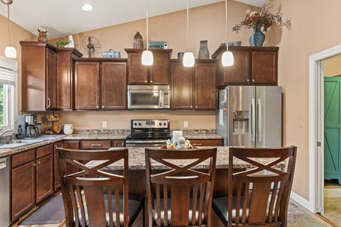 Tiny photo for 20 Musket Court, LeClaire, IA 52753 (MLS # 12751422)