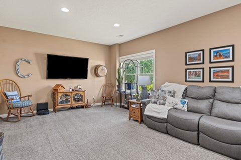 Tiny photo for 20 Musket Court, LeClaire, IA 52753 (MLS # 12751422)