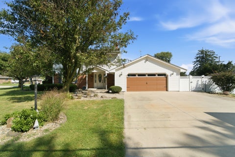 Tiny photo for 1847 W Tower Drive, Kankakee, IL 60901 (MLS # 12744359)