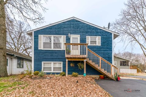 Photo of 28 Rushmore Road, Fox Lake, IL 60020 (MLS # 12618320)