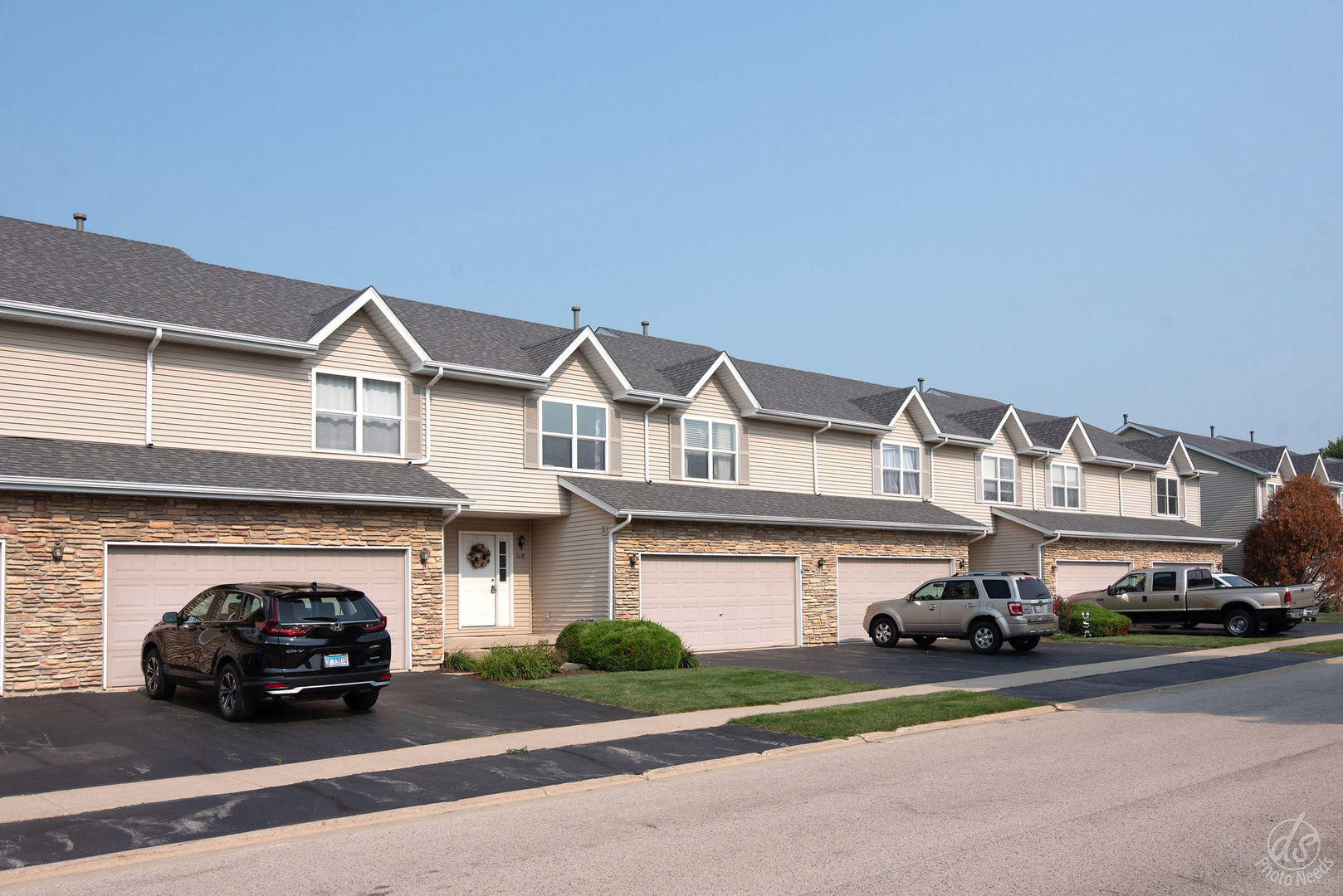 1147 Alexandria Drive