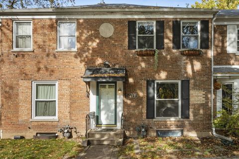 Photo of 705 Case Street, Evanston, IL 60202 (MLS # 12510040)