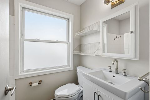 Tiny photo for 705 Case Street, Evanston, IL 60202 (MLS # 12510040)