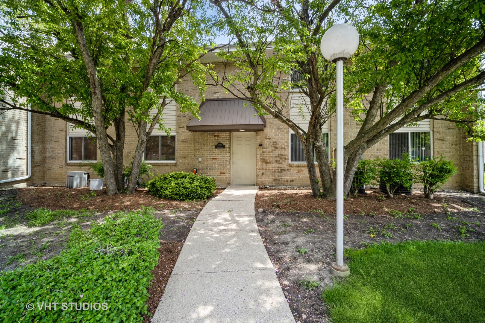 1770 ROBIN Lane B